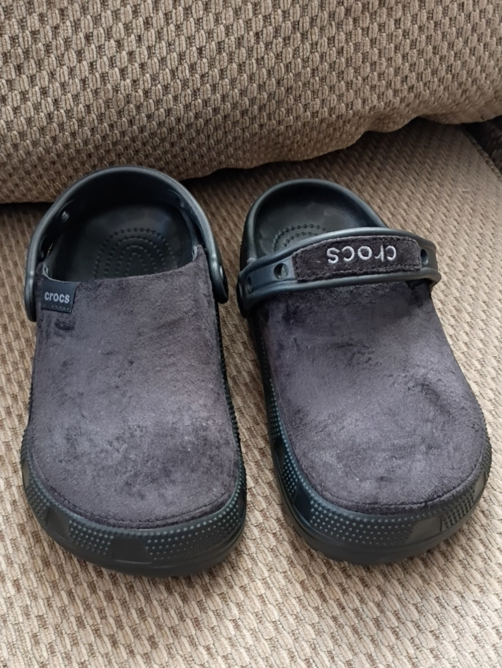 CROCS Womens Or Kids Suede-Look Clog Mules in Black
